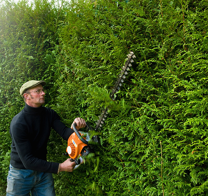 Local lawn mowing service in Pambula